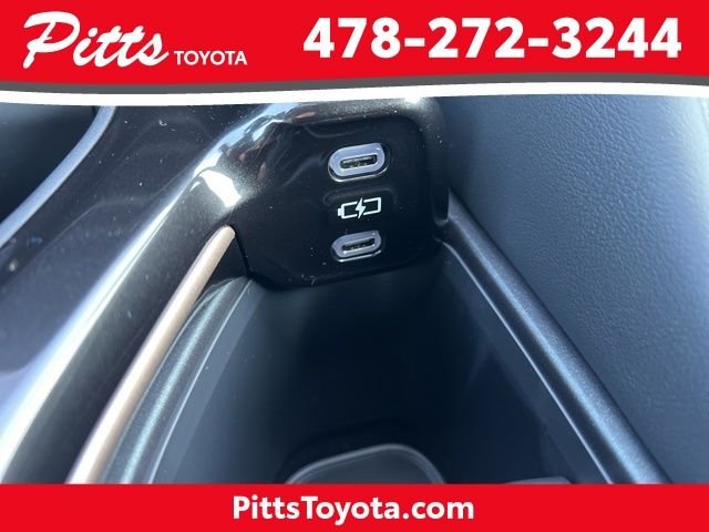 2026 Toyota Crown XLE - Photo 26