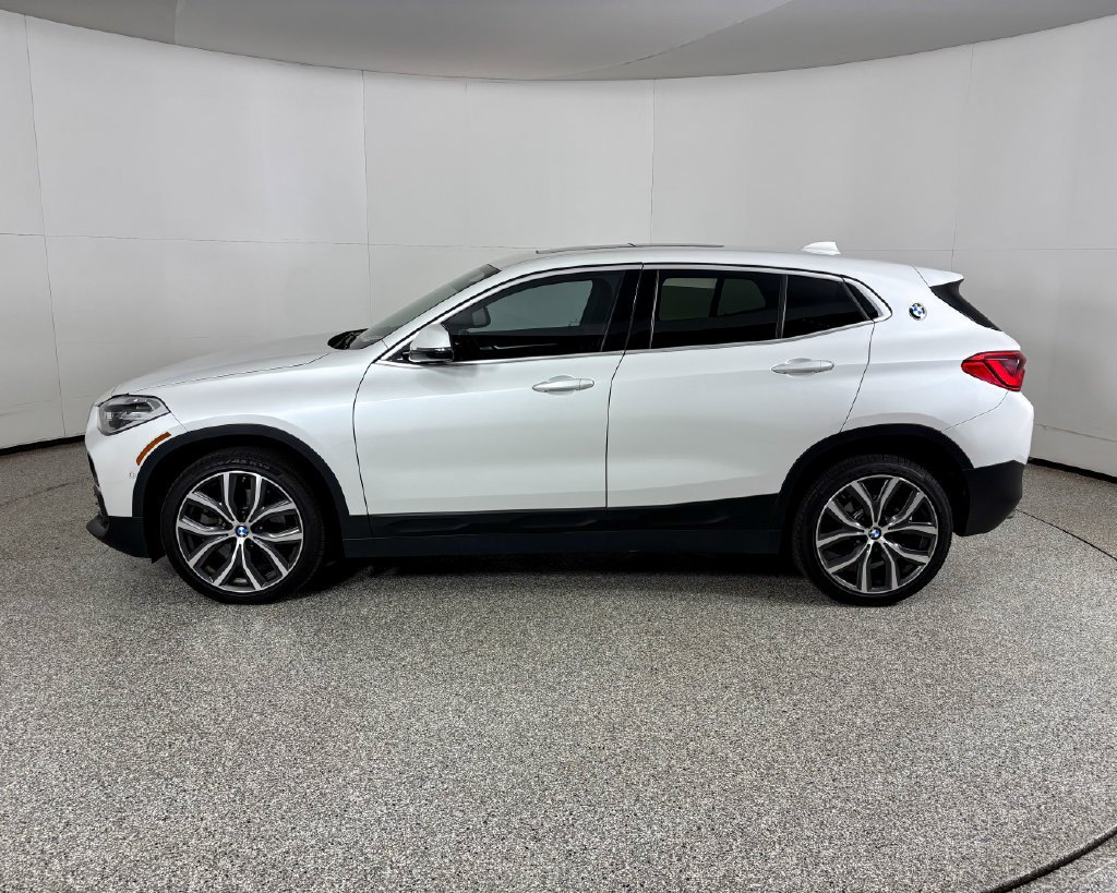 Used 2018 White BMW xDrive28i image 6