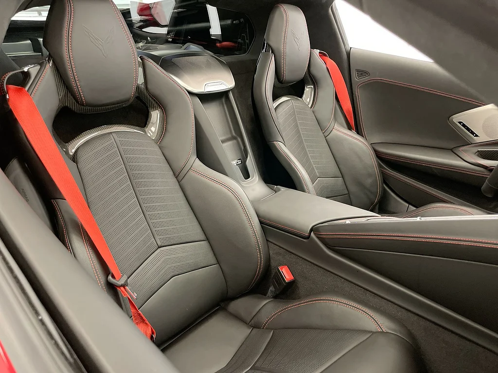 Used 2020 Red CHEVROLET Stingray image 28