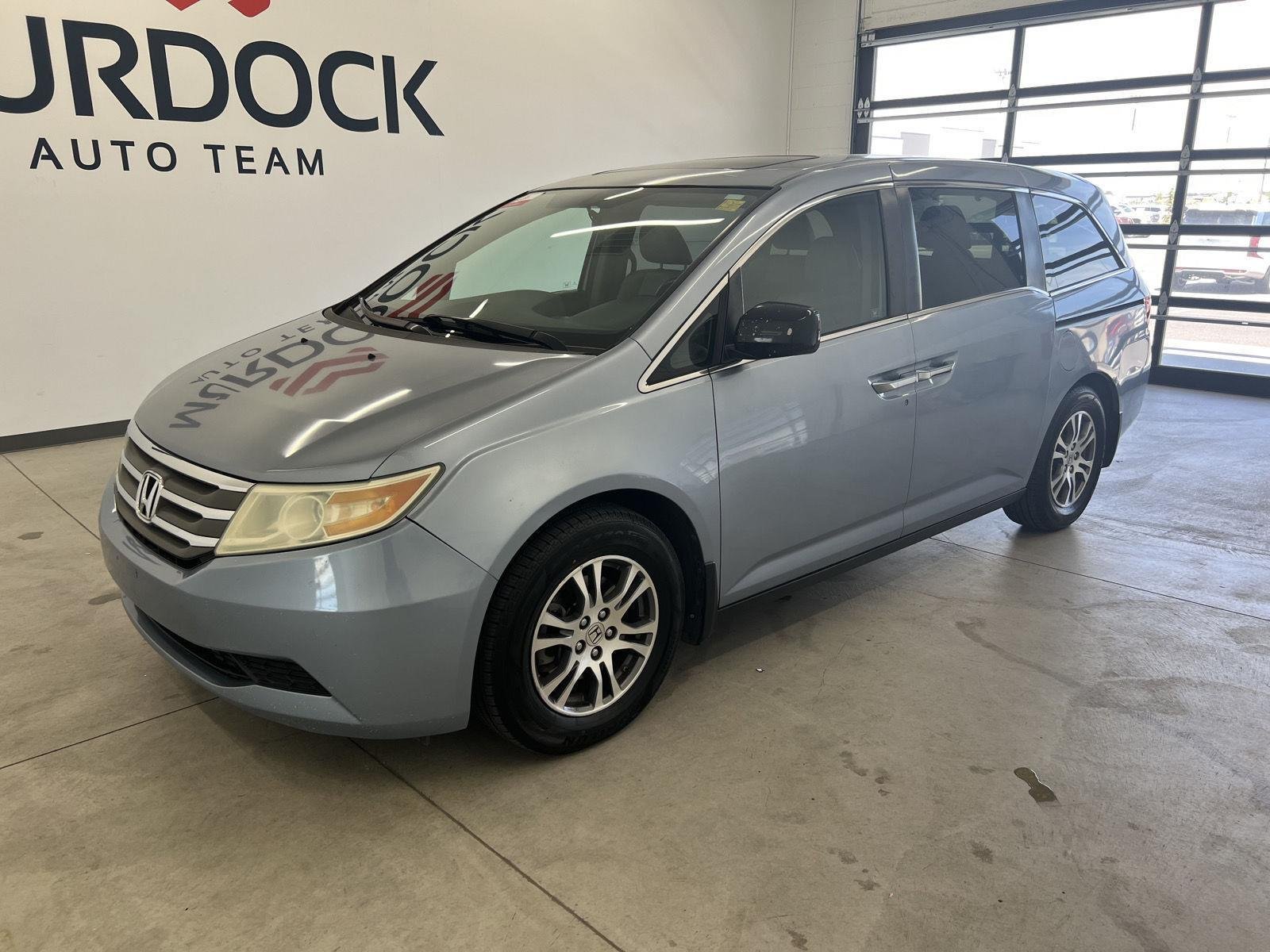 Used 2011 Alabaster Silver Metallic Honda EX-L image 6