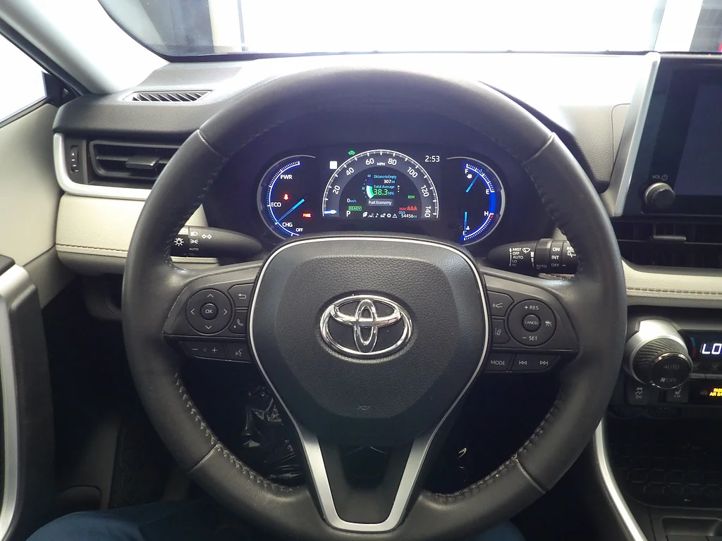 Used 2023 Midnight Black Metallic Toyota XLE image 28