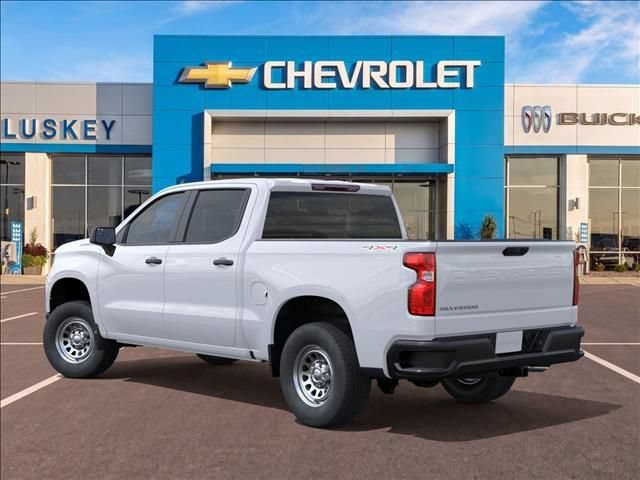 New 2026 Summit White Chevrolet WT image 3