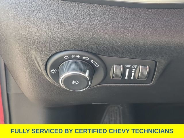 Used 2024 Red Jeep Latitude image 26