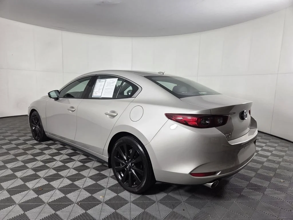 2022 Mazda Mazda3 Turbo - Photo 7