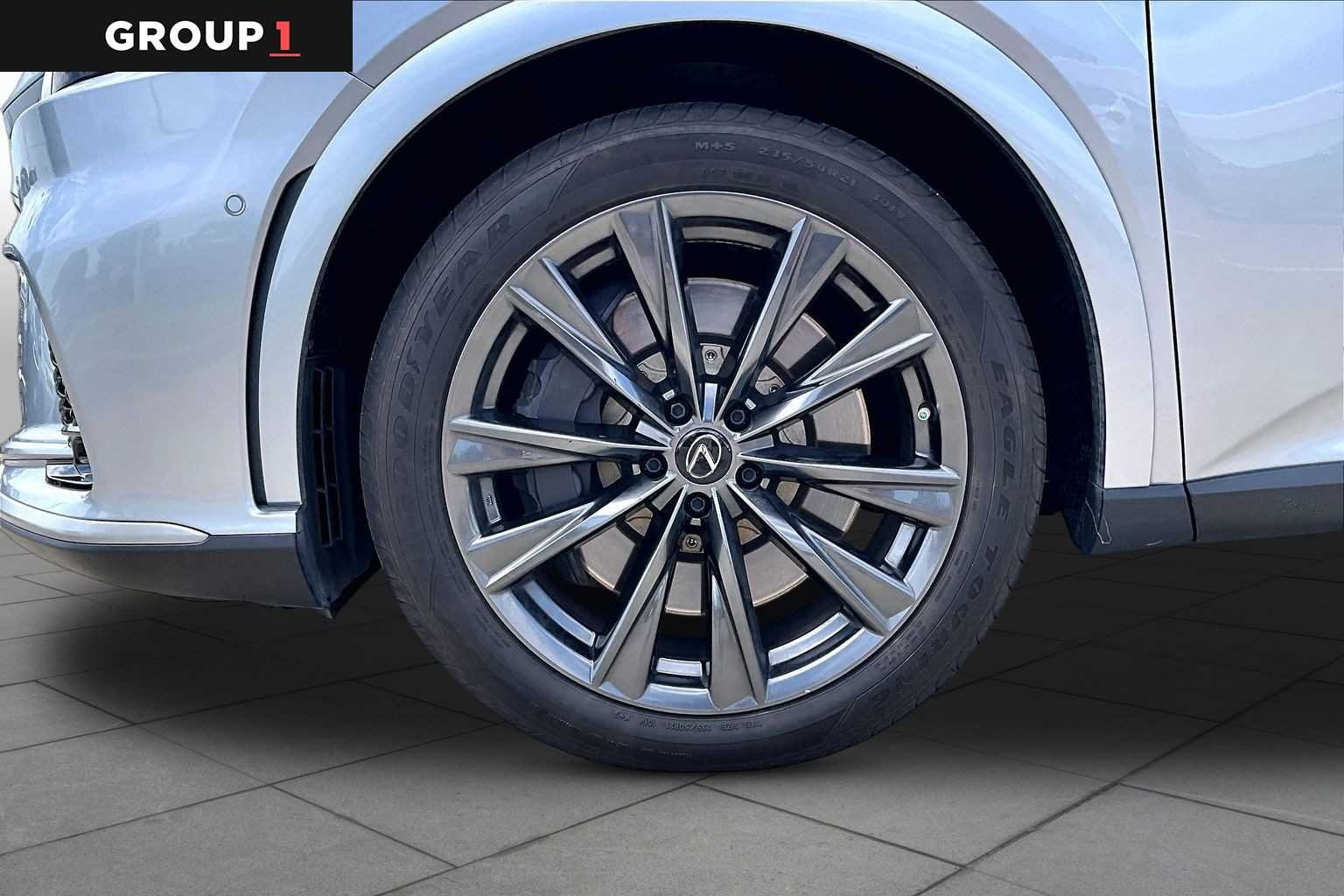 Used 2023 Iridium Lexus F SPORT Handling image 10