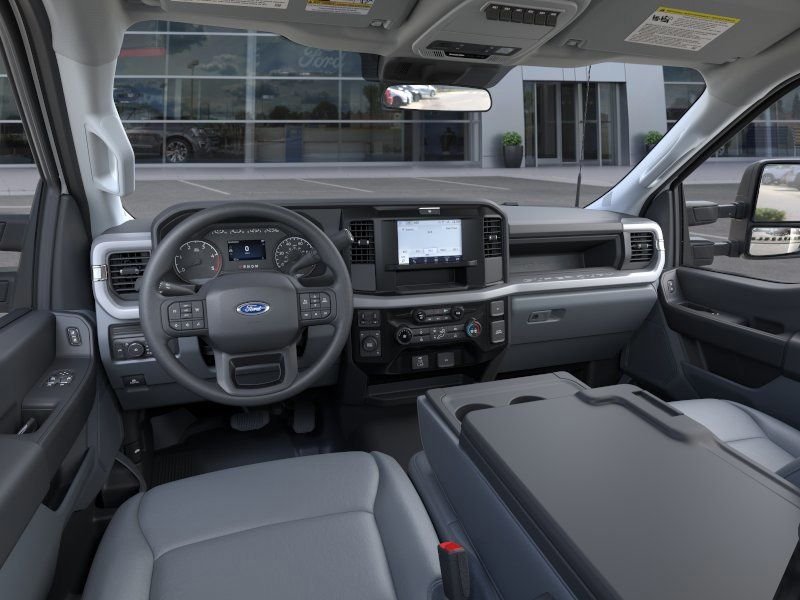 New 2026 Oxford White Ford XL image 9