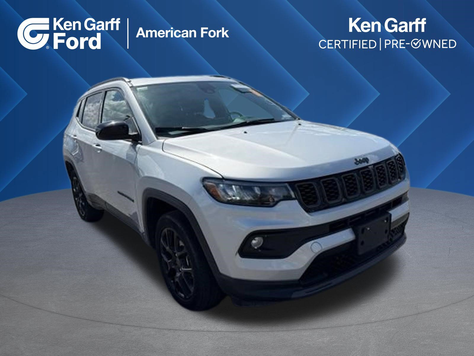Used 2025 Silver Zynith Jeep Latitude image 1
