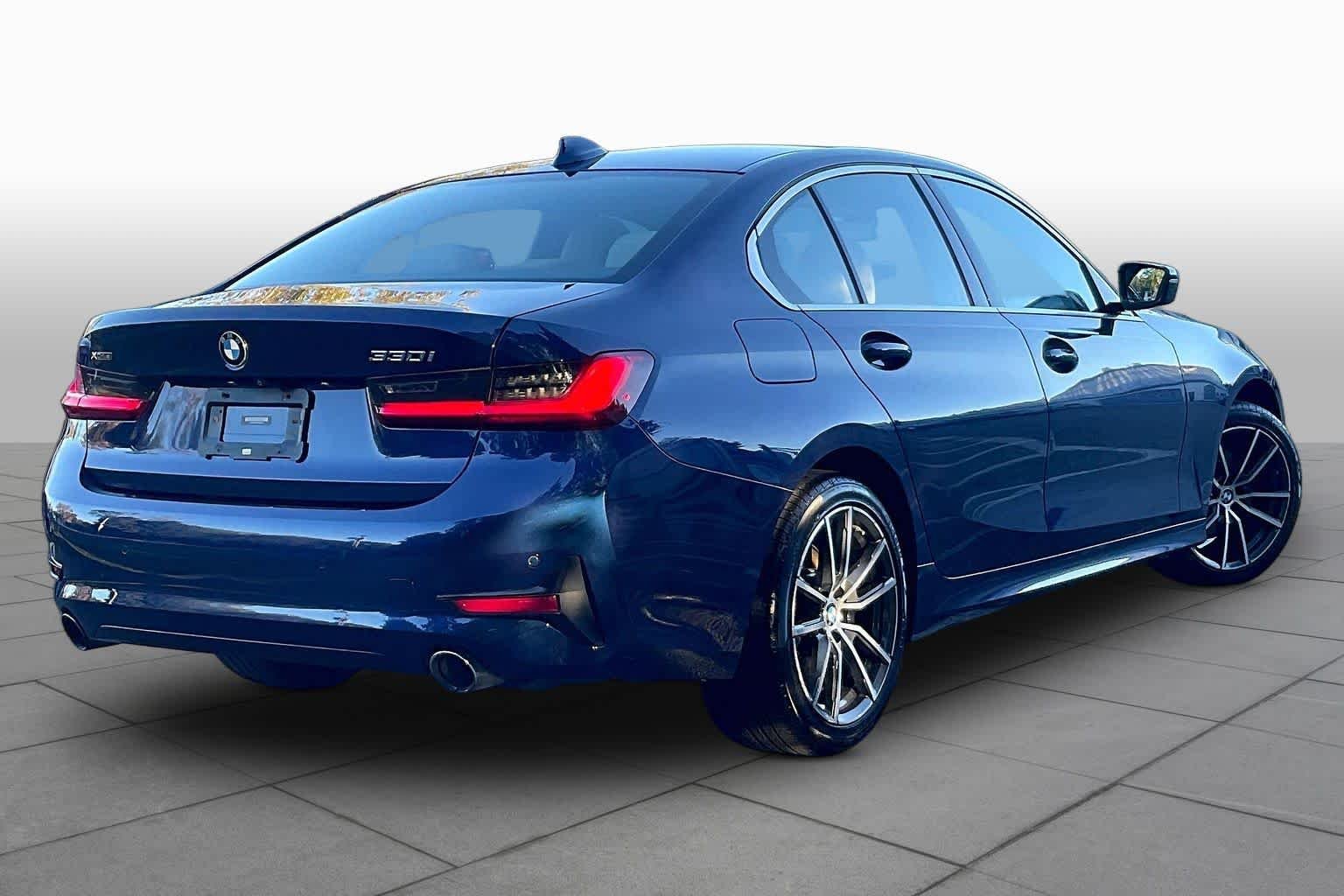 Used 2019 Mediterranean Blue Metallic BMW 330i xDrive image 12