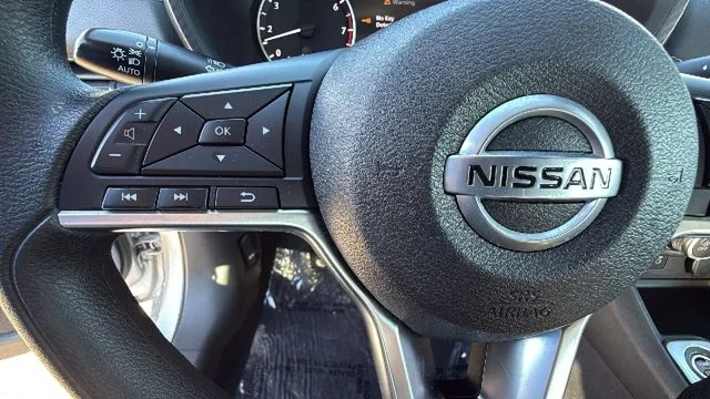 2023 Nissan Sentra SV - Photo 19