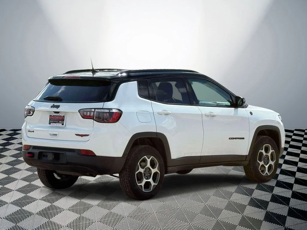 Used 2022 White Jeep Trailhawk image 6