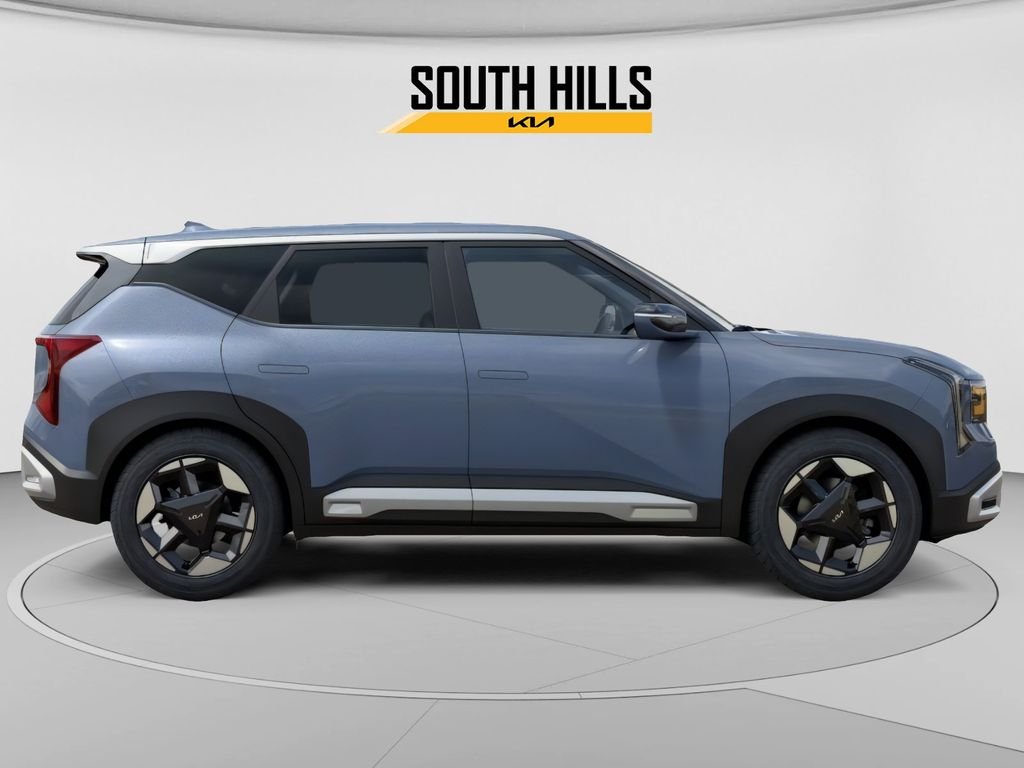 New 2027 Gray Kia S image 7
