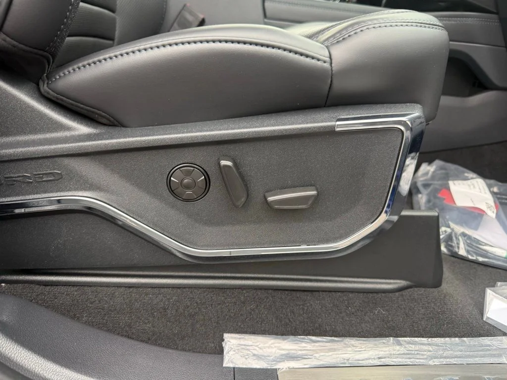New 2026 Argon Blue Metallic Ford F-250® Platinum® image 72