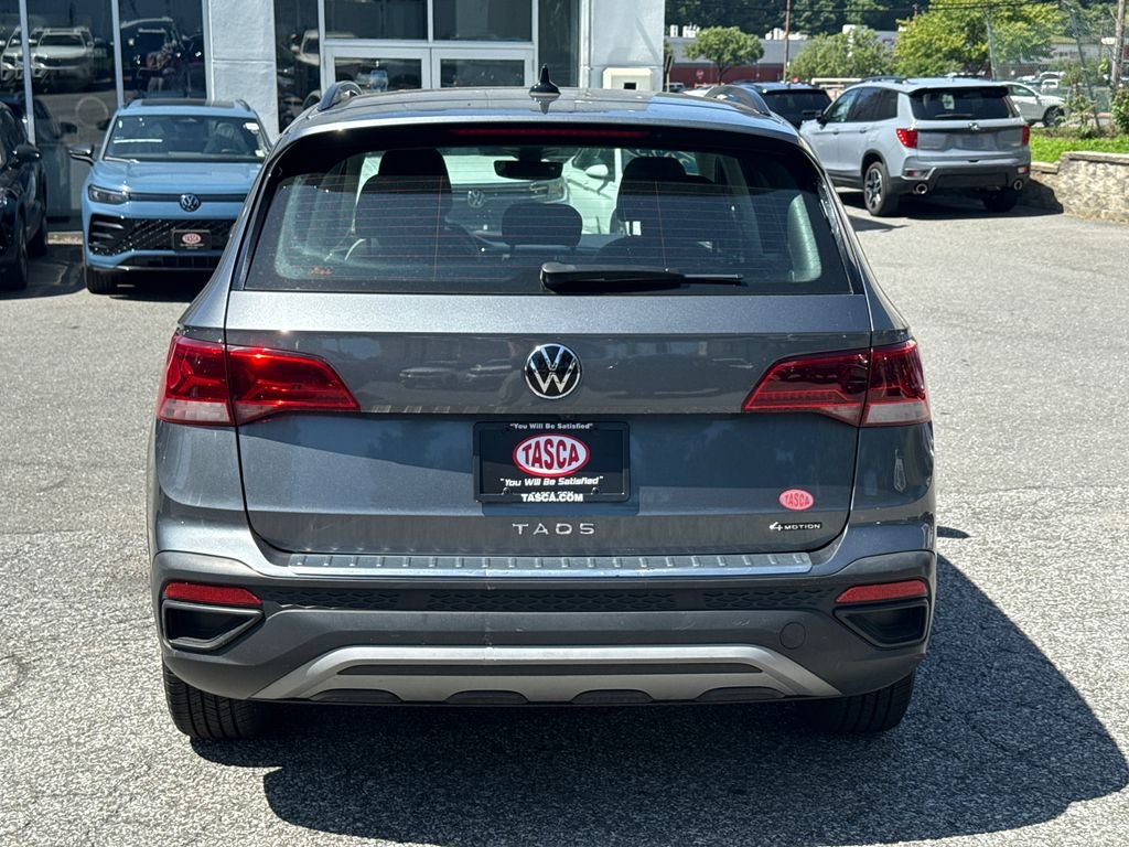 Used 2023 Gray Volkswagen 1.5T S image 3