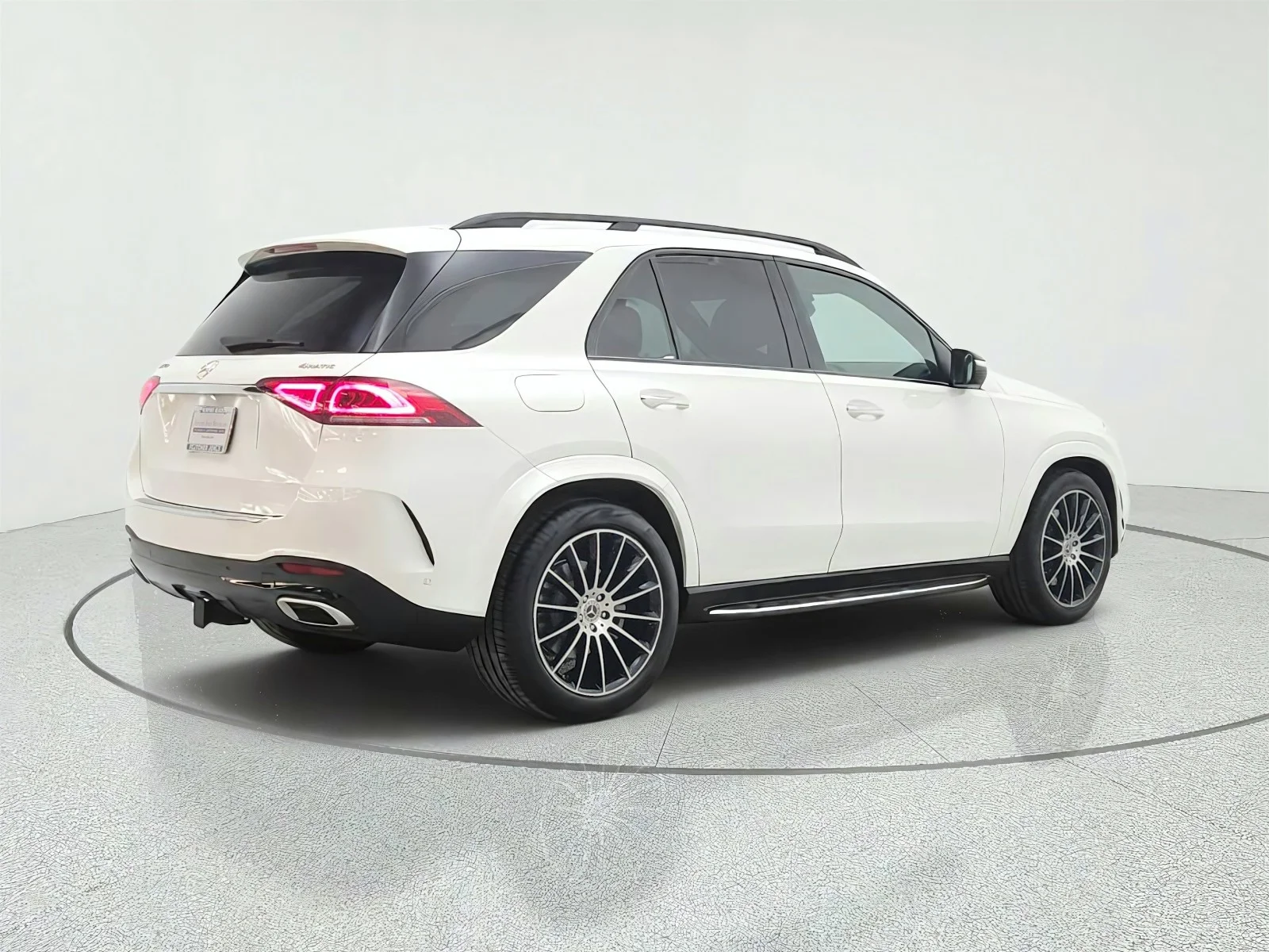 Certified Used 2020 designo Diamond White Bright Mercedes-Benz GLE 450 4MATIC® SUV image 5