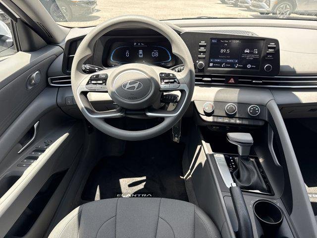New 2026 Serenity White Hyundai SE image 14
