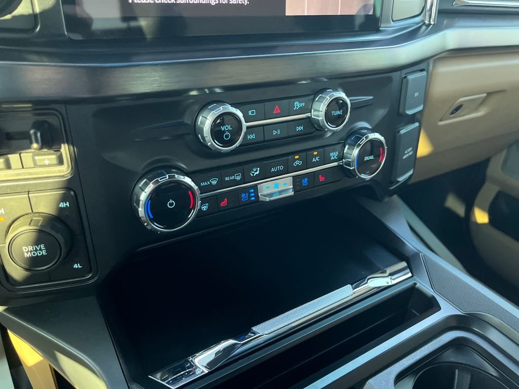 Used 2026 White Ford Lariat image 21