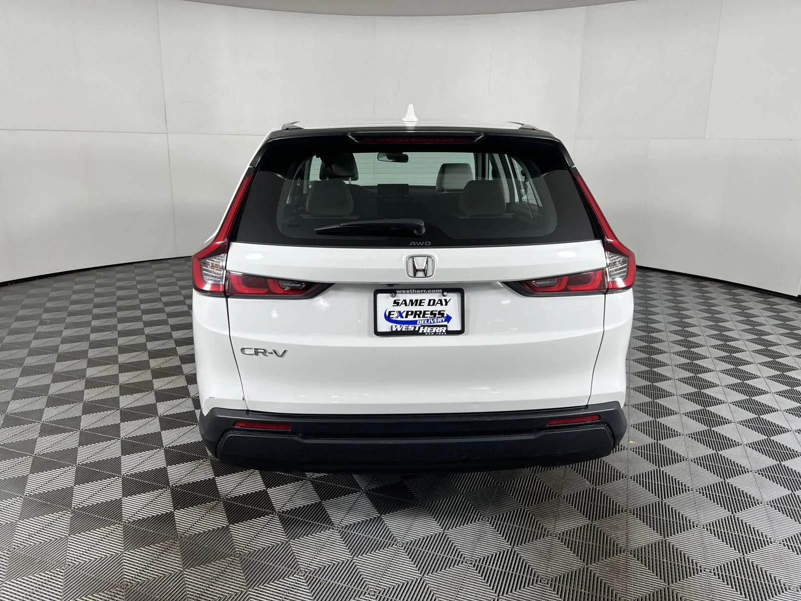 Used 2023 Platinum White Pearl Honda LX image 5