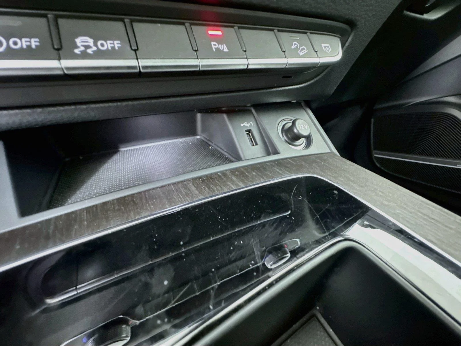 Used 2024  AUDI PREMPLS image 34
