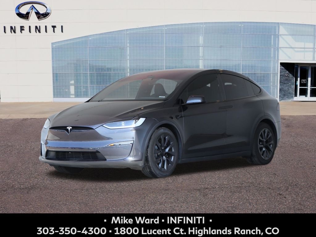 2024 Tesla Model X Long Range's photo