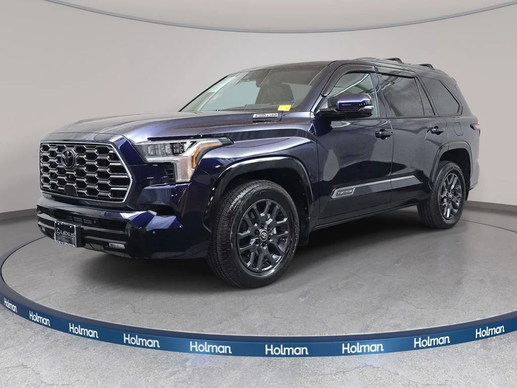 2025 Toyota Sequoia Platinum 4WD i-FORCE MAX Hybrid's photo