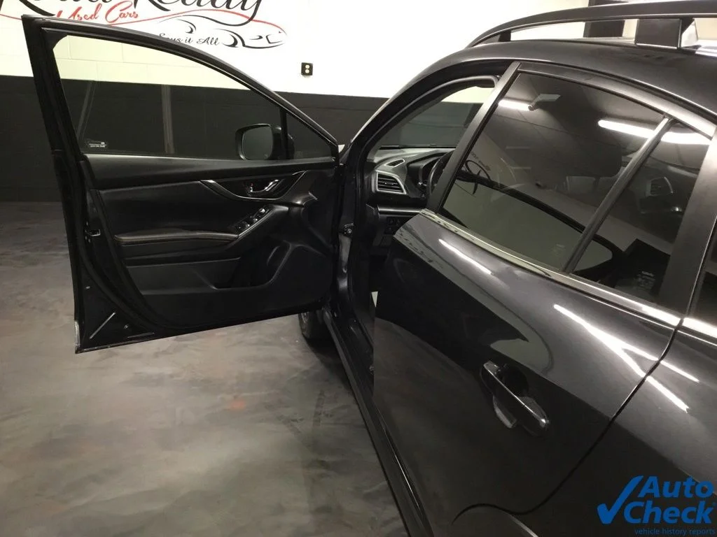 Used 2018 Gray Subaru 2.0i Limited image 19