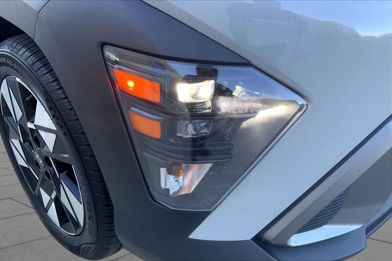 Used 2024 Cyber Gray Metallic Hyundai SEL image 26