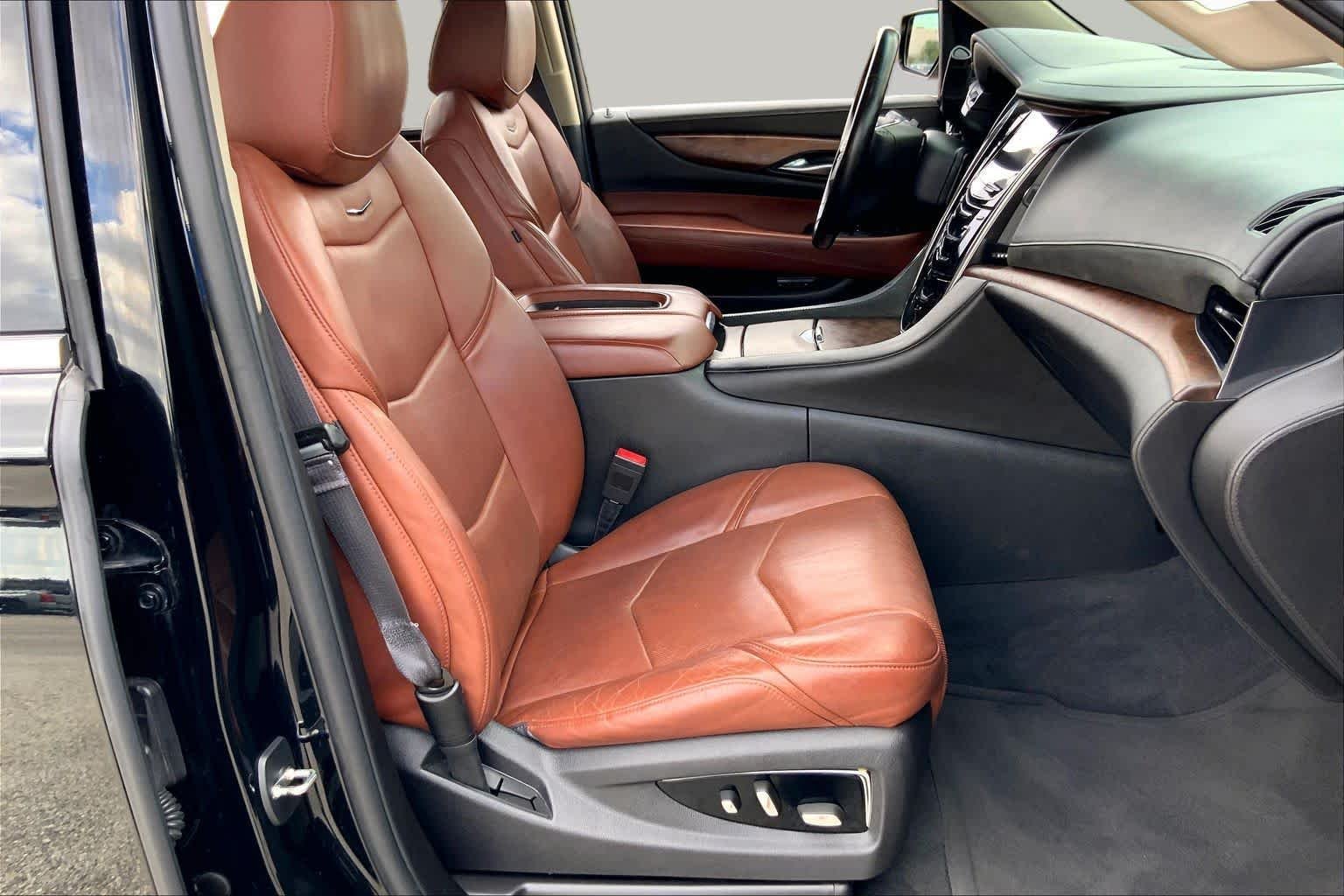 Used 2015 Black Raven Cadillac Premium image 9
