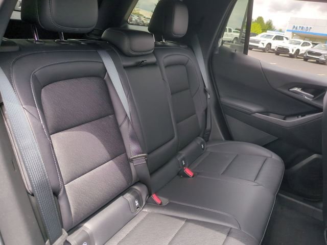 New 2026 Lakeshore Blue Metallic Chevrolet LT image 29