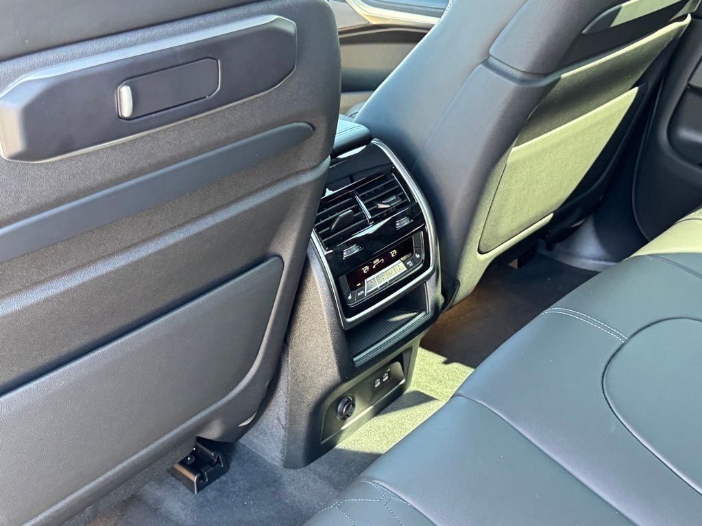 Used 2026 Gray BMW xDrive50e image 22