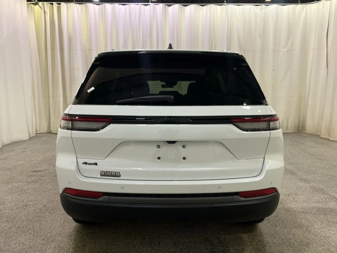 2026 Jeep Grand Cherokee Laredo - Photo 7