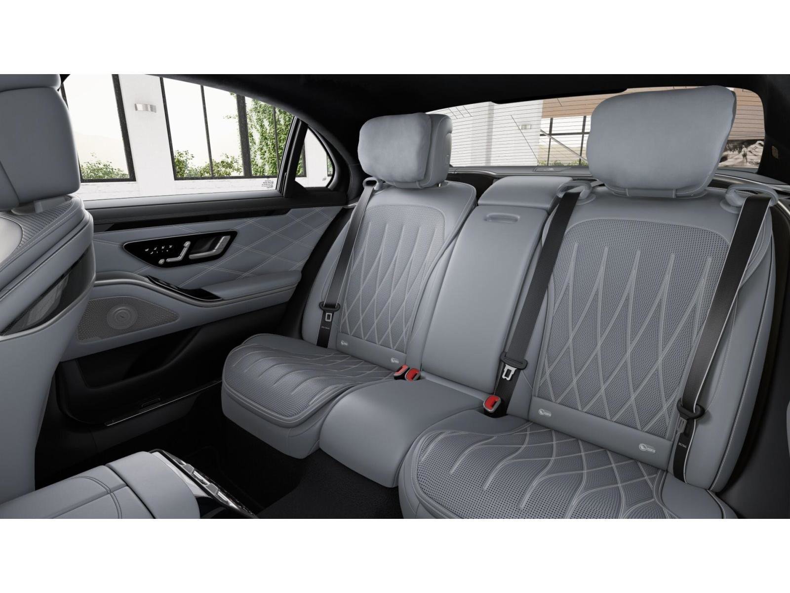 New 2026 CIRRUS SILVER Mercedes-Benz AMG® S 63 E image 5