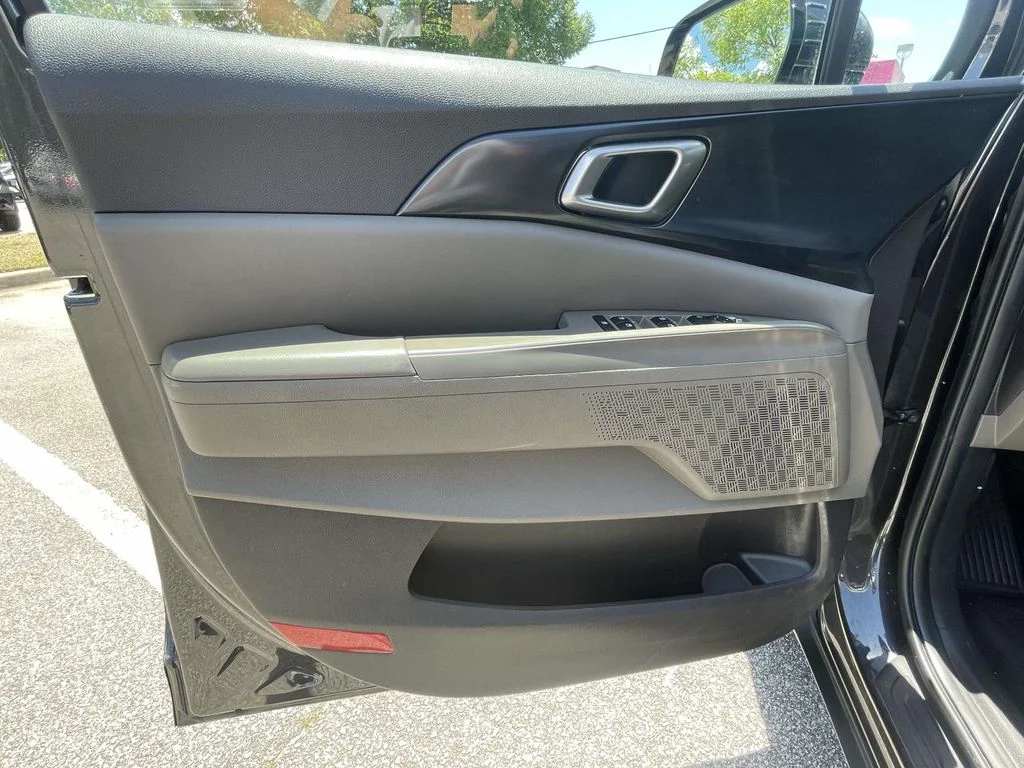 Used 2025 Gray Kia LXS image 15