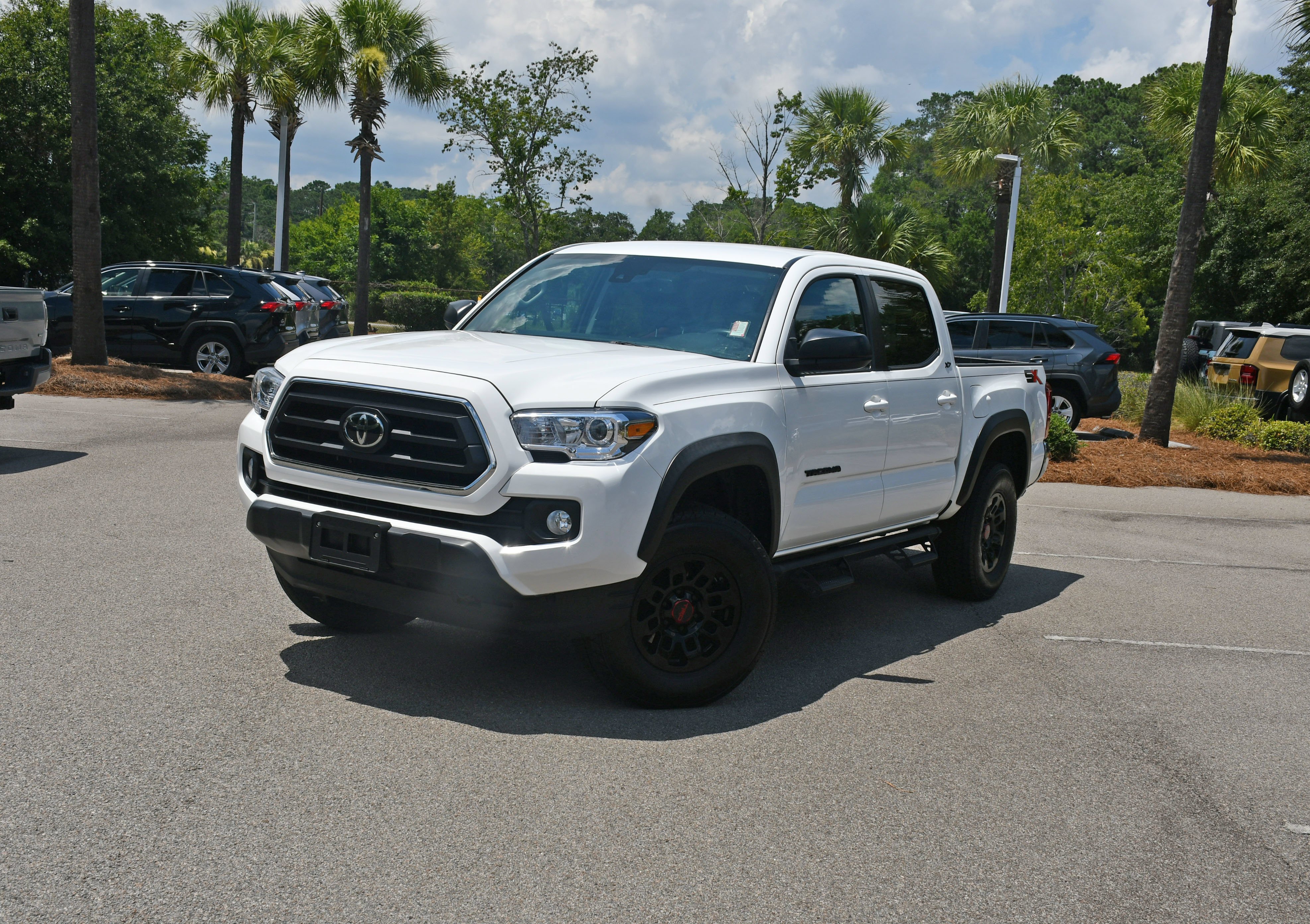 Used 2023 White Toyota SR5 image 6