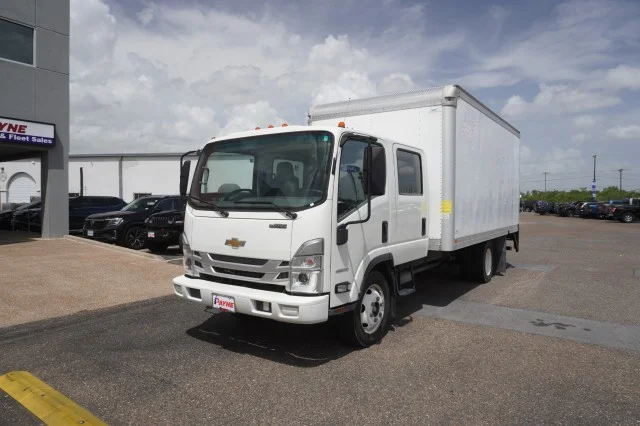 Used 2024 Arc White Chevrolet 1WT image 1