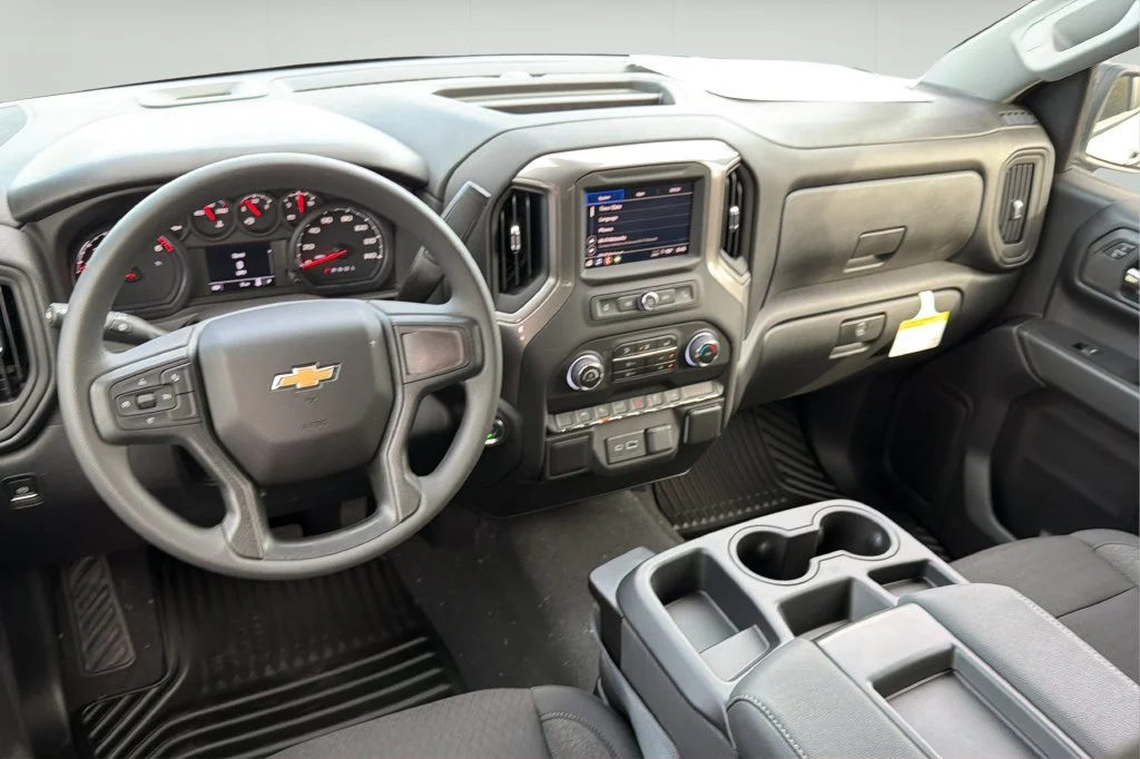 New 2026 Summit White Chevrolet Custom image 20