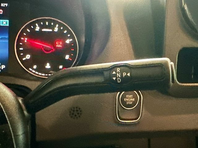 New 2026 Arctic White Mercedes-Benz Cargo 144 WB image 43