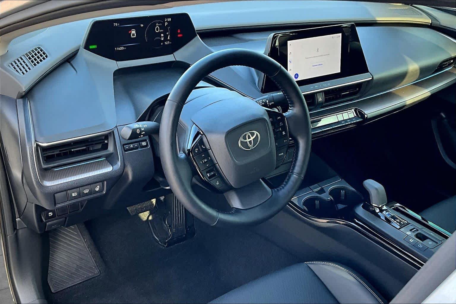 2024 Toyota Prius XLE - Photo 17