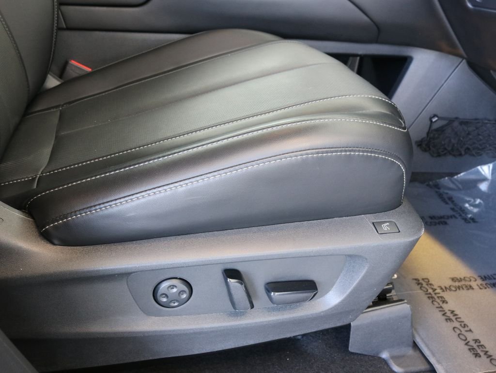 Certified Used 2023 White INFINITI Sensory image 52