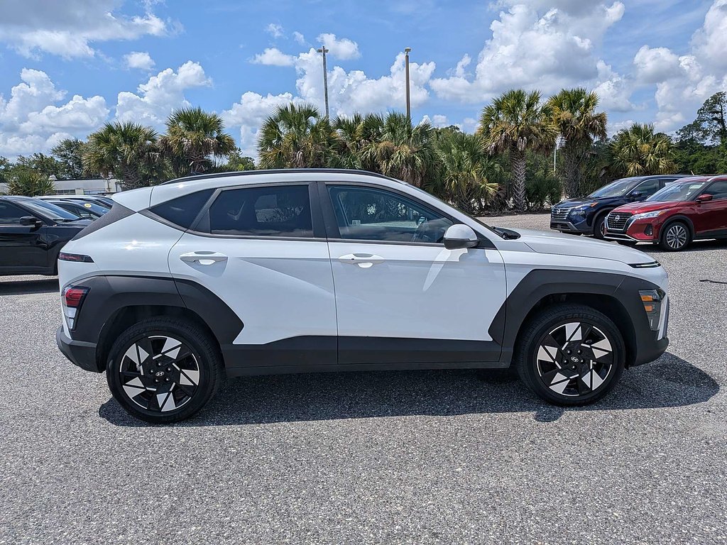2024 Hyundai Kona SEL - Photo 2