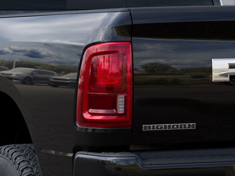 New 2026 Diamond Black Crystal Pearl-Coat Exterior Paint RAM Big Horn image 9