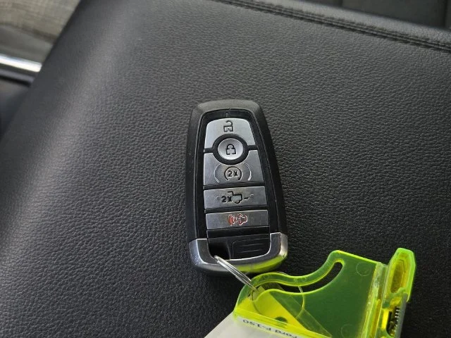 Used 2021 Blue Metallic Ford XLT image 33