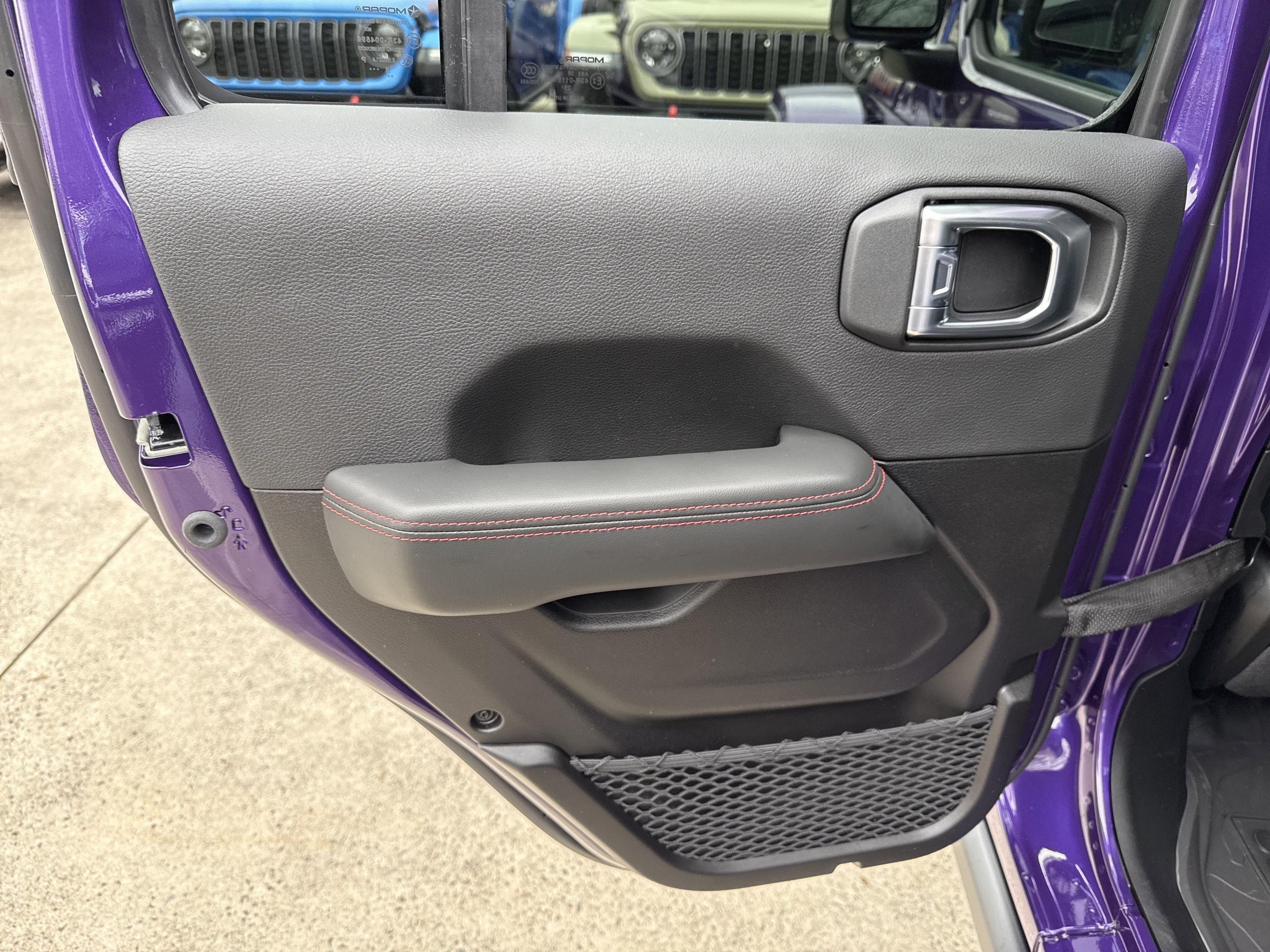 New 2026 Reign Jeep Rubicon X image 24