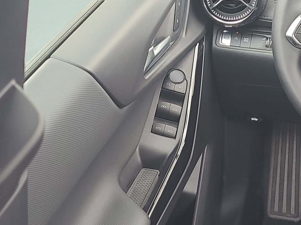 2026 Chevrolet Equinox LT - Photo 18