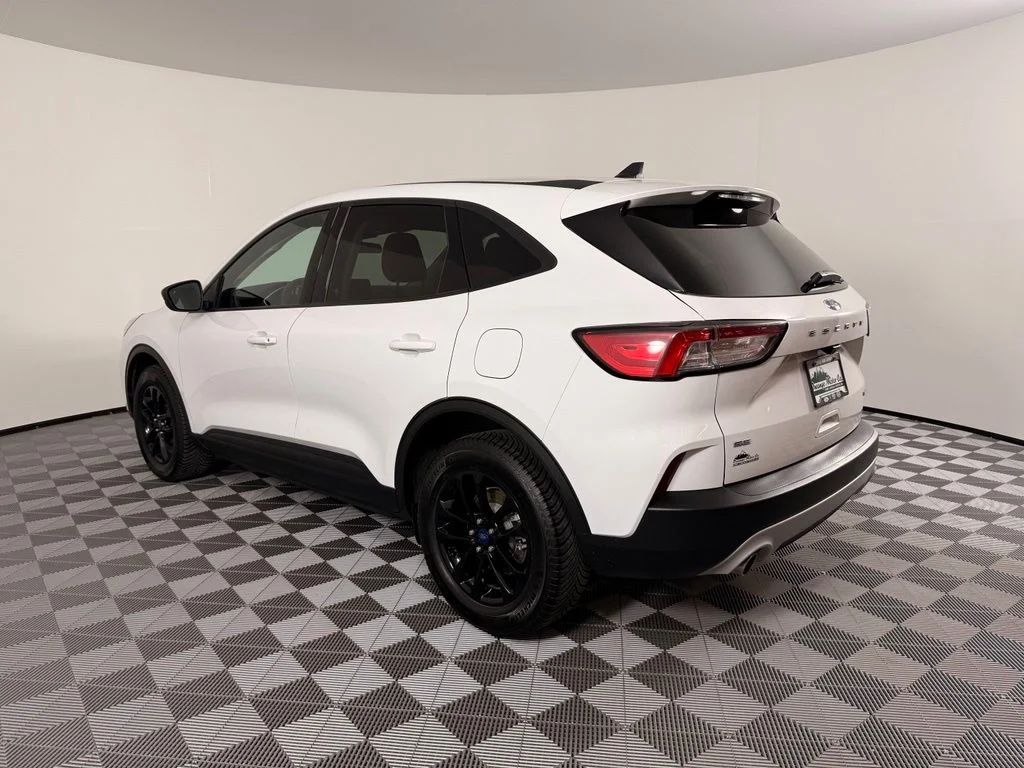 Used 2020 White Ford SE Sport image 10