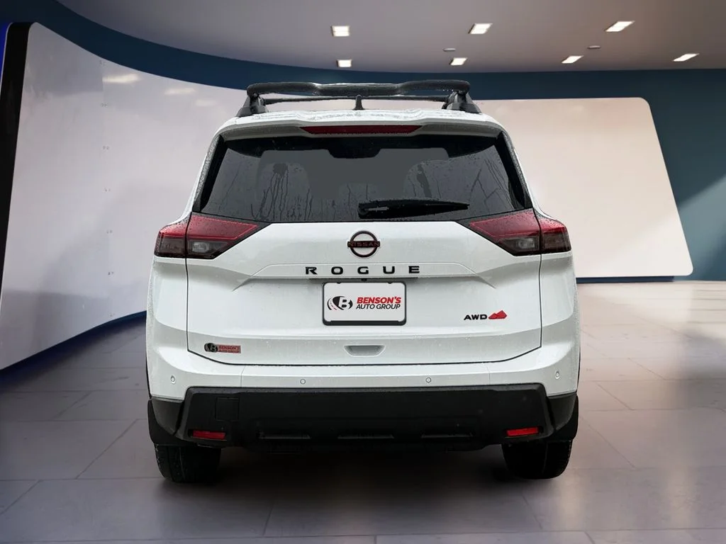 New 2026 Everest White Pearl TriCoat Nissan Rock Creek® image 4