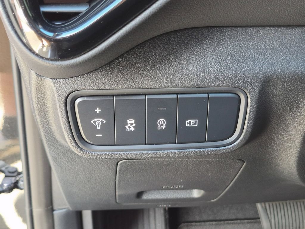 Used 2023 Black Kia GT-Line image 14