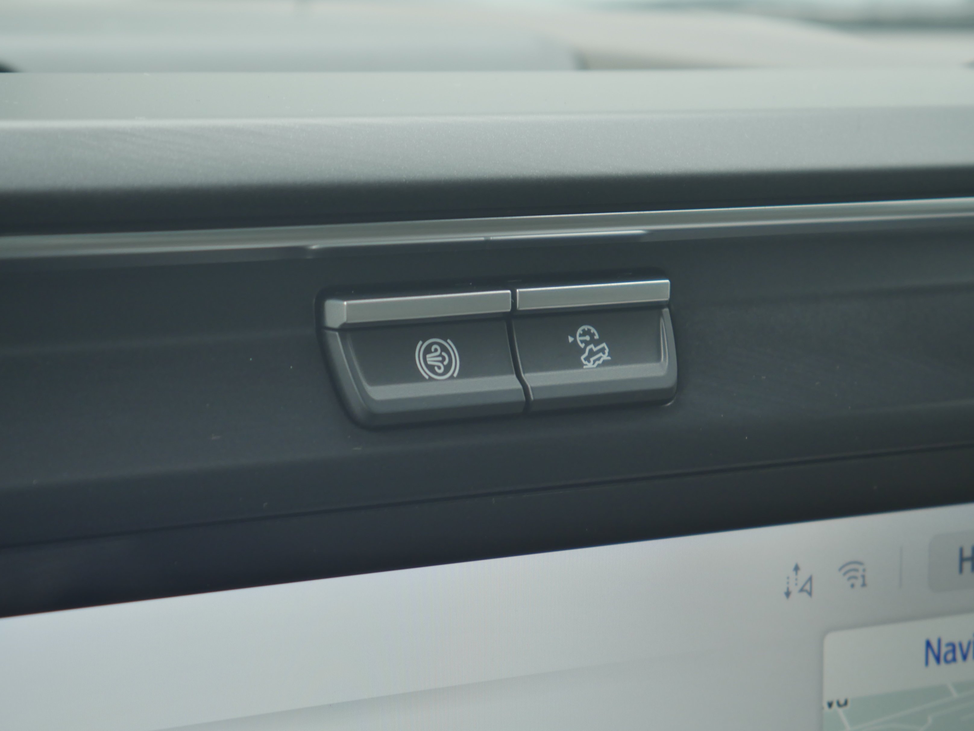 New 2026 Agate Black Metallic Ford F-350® Platinum® image 14