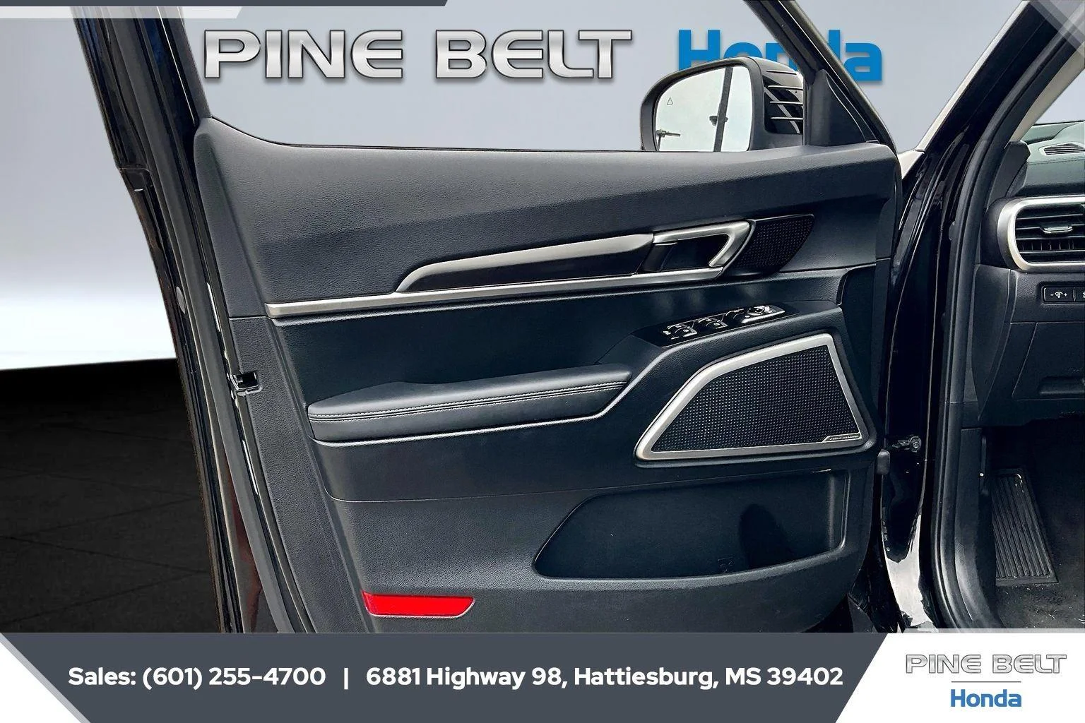 Used 2025 Ebony Black Kia S image 17