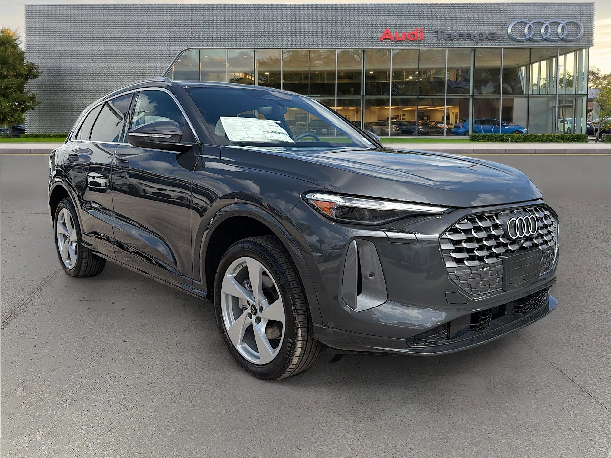2026 Audi Q5 Premium Plus quattro's photo
