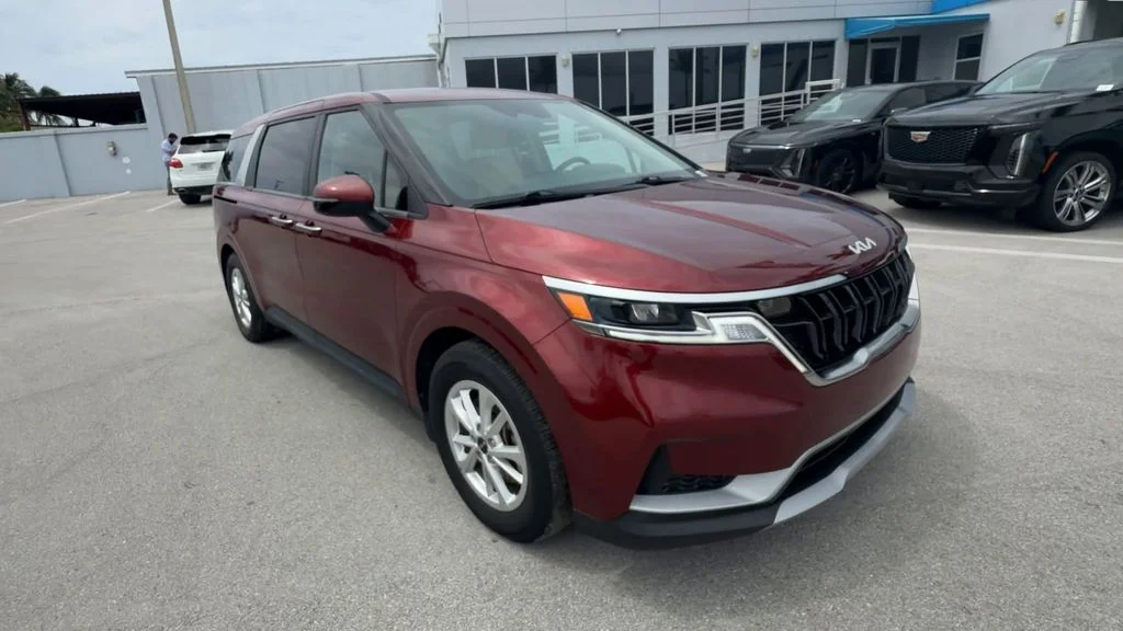 Used 2024 Red Kia LX image 2